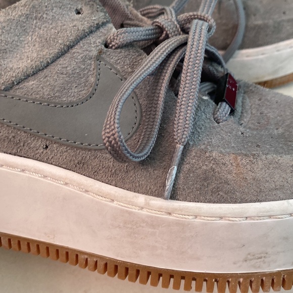 Nike Air Force 1 grey shoes - Picture 3 of 16